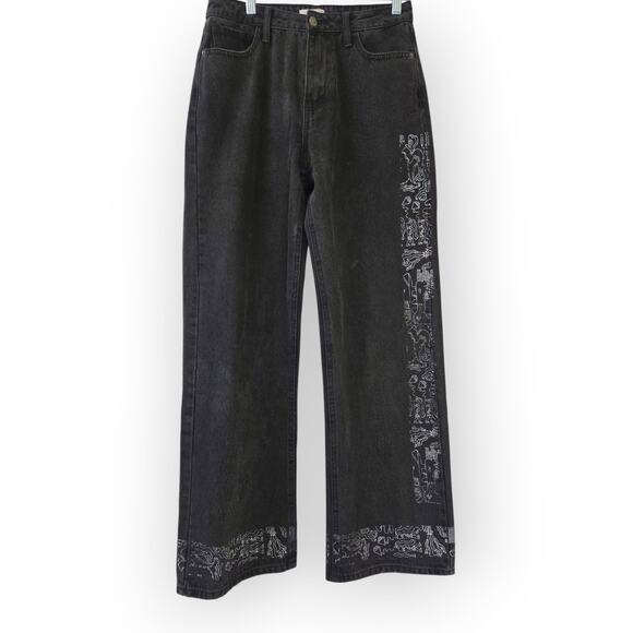 Forever 21 Women’s Embroidered Hem Black‎ Jeans – Size 27 (US 4) - Picture 2 of 6